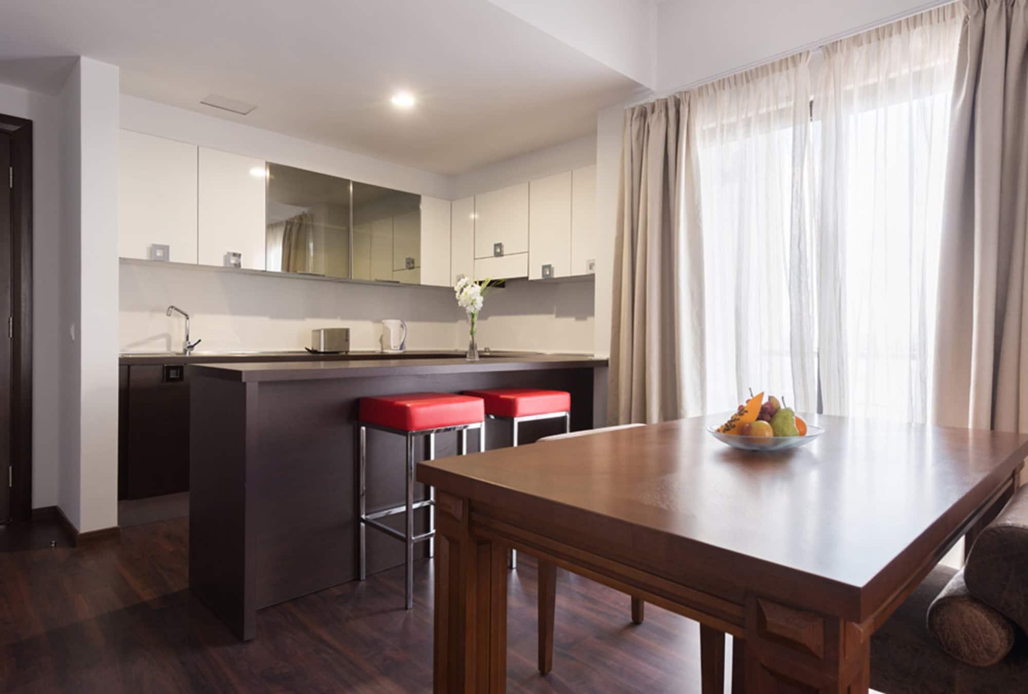 Hotel Vip Executive טטה מראה חיצוני תמונה