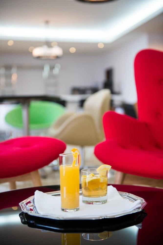 Hotel Vip Executive טטה מראה חיצוני תמונה