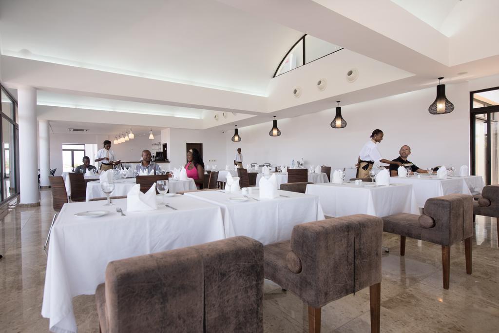 Hotel Vip Executive טטה מראה חיצוני תמונה
