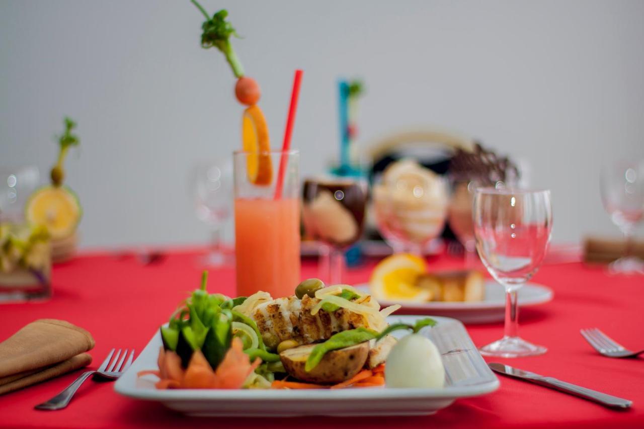 Hotel Vip Executive טטה מראה חיצוני תמונה